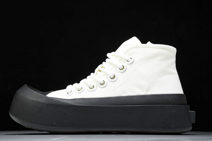 BOTTEGA VENETA  JUMBO SNEAKER
