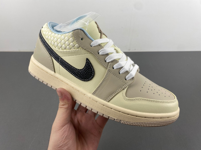 Air Jordan 1 Low HQ3440-101