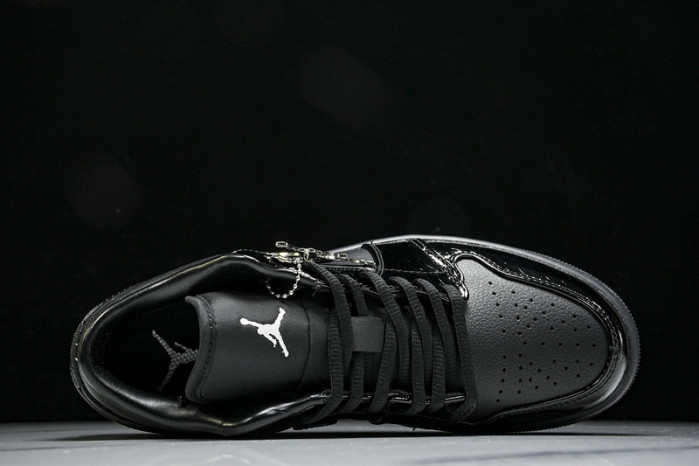 Air Jordan 1 Low HJ7743-010