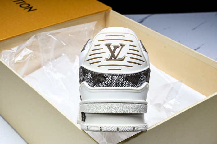 LV SNEAKER LOW FOR-LV126