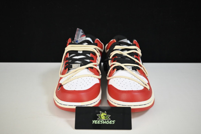 NIKE DUNK LOW  EMB CHICAGO KNICKS DD3363-100