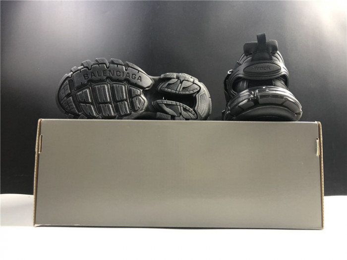 BLCG Track Trainer Black 542023 W3GB1 7302