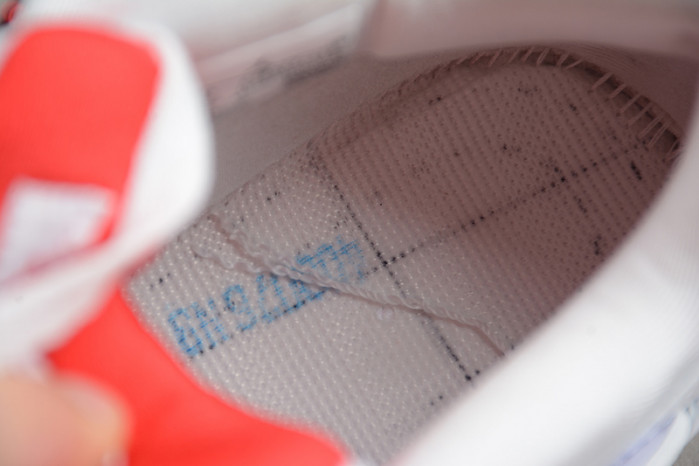 Air Jordan 4 Retro Metallic Red  CT8527-112