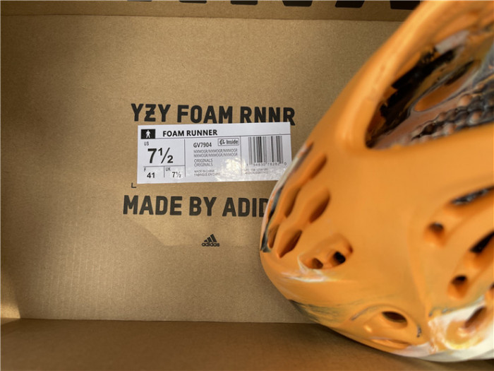 Adidas Yeezy Foam RNNR MXT Moon