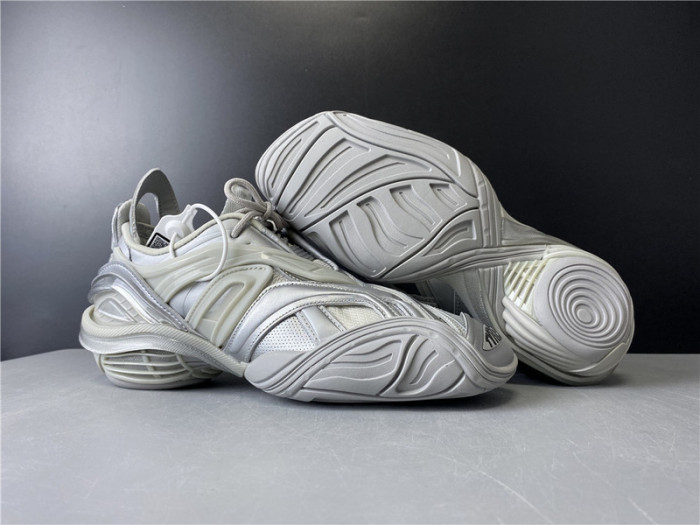 BLCG 5.0 TYREX 20SS RUNWAY SLIVER GREY 617517 W2WA1 8100