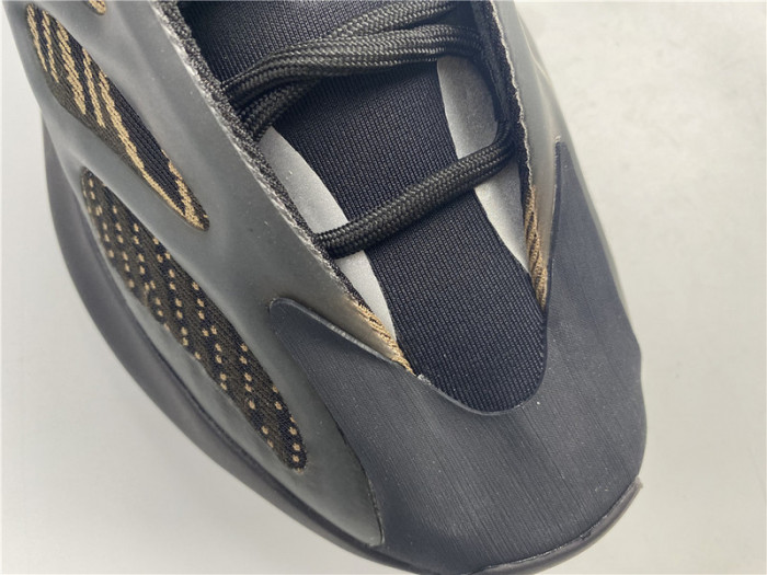Adidas Yeezy 700 V3 GY0189