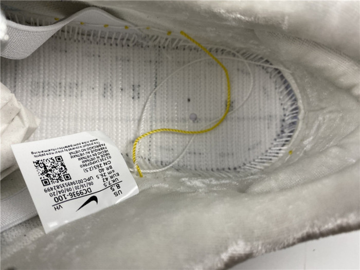 Nike SB Dunk Low Sean Cliver DC9936-100