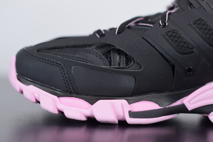 BLCG Track Trainer pink and black 542436 W3AC1 1050