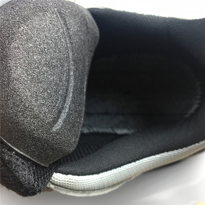 BLCG TRIPLE TRAINER ‘GRAY SILVER‘ 541624 W09E1 7320